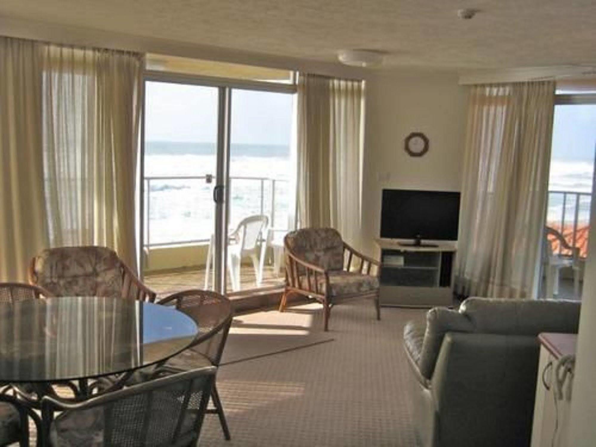 Foreshore Beachfront Apartments Gold Coast Exterior foto